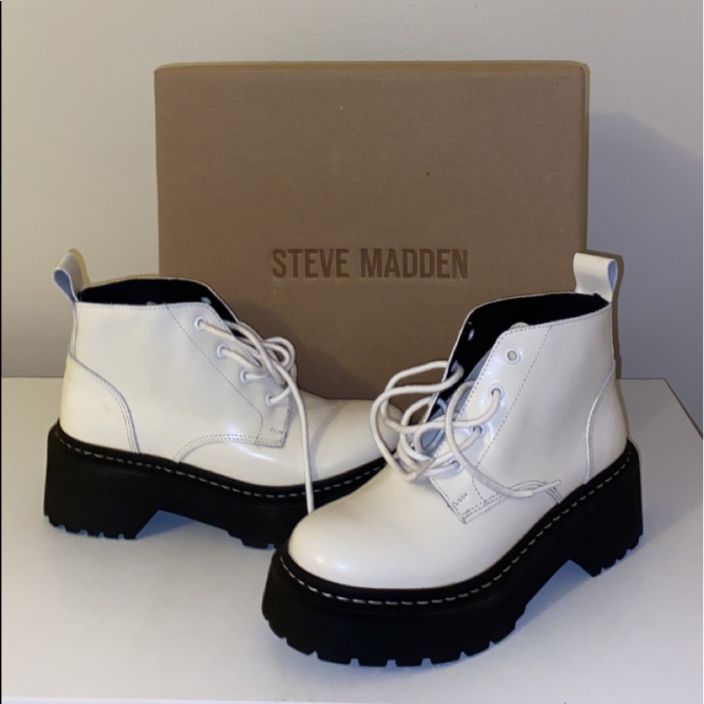 STEVE MADDEN BOOTS